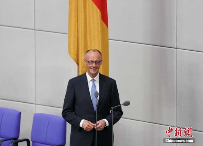 德国计划支持乌克兰生产远程武器 还将提供50亿欧元军援