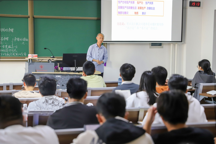 为&ldquo;疆&rdquo;来，也为将来&mdash;&mdash;百位银龄教师的&ldquo;第二人生&rdquo;