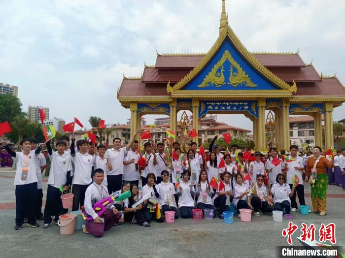 中缅边境瑞丽：缅甸国际学生开启逐梦之旅