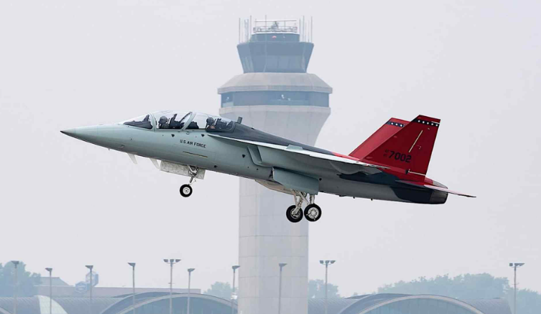 美国新一代高级教练机项目频频延迟&mdash;&mdash;&ldquo;红鹰&rdquo;为何步履蹒跚