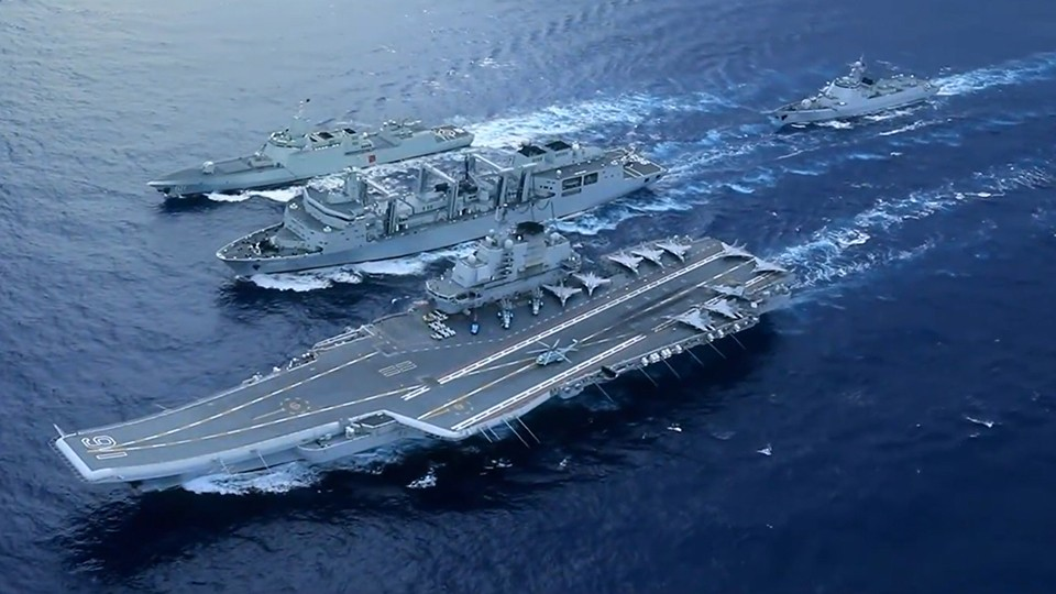 海军某支队携手友邻部队开展对抗训练