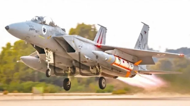 以军证实对伊朗核计划发动空袭