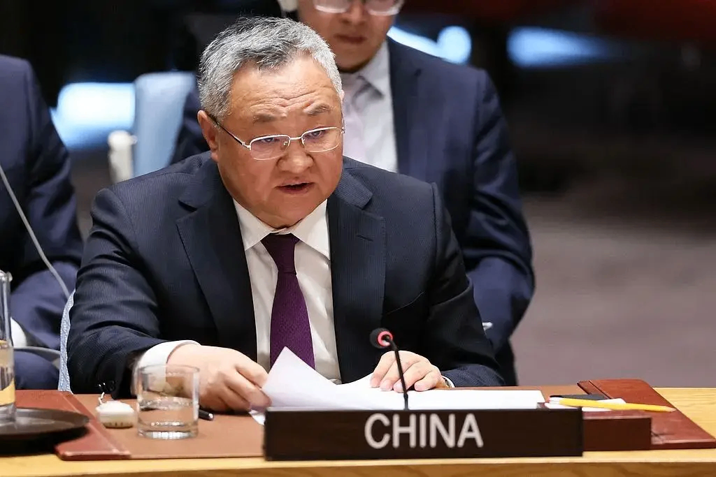 中国代表在联合国安理会谴责美国袭击伊朗