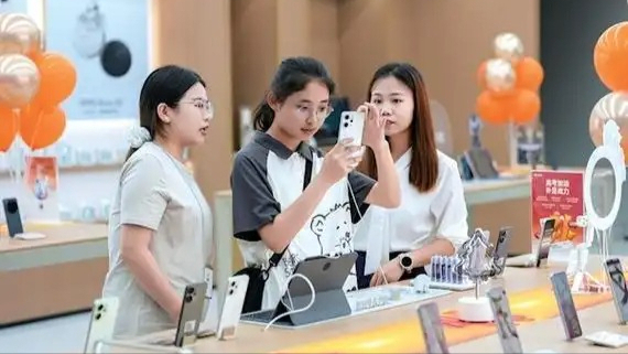 &ldquo;考后经济&rdquo;折射青年消费新特点