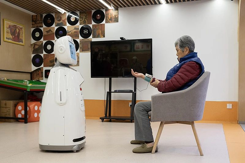 机器人养老，啥样？