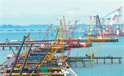 学过硬技能 铸大国重器