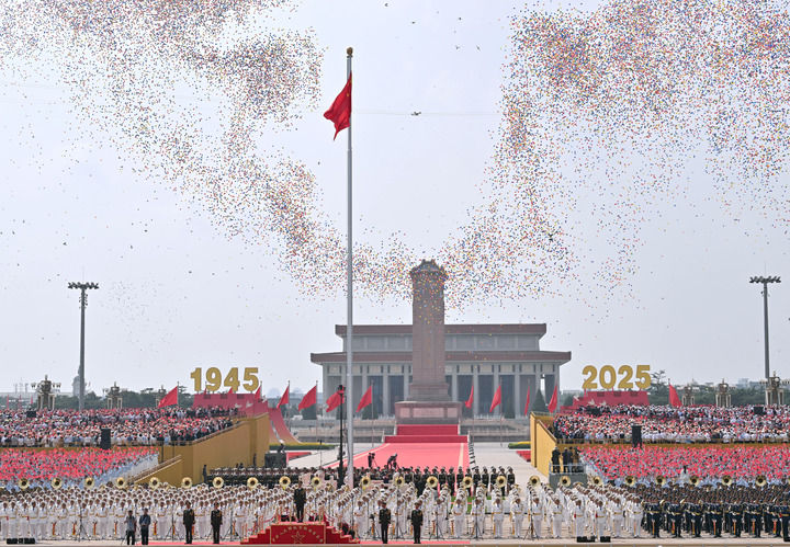 历史的脚步永远向前