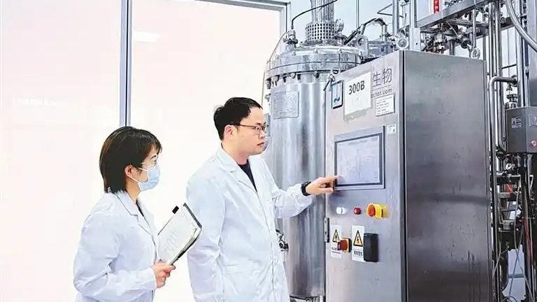 科学家实现海水中二氧化碳变生物塑料