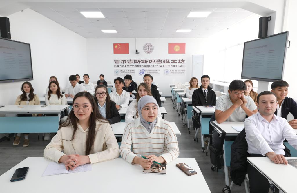 赋能&ldquo;她力量&rdquo;，中国在行动