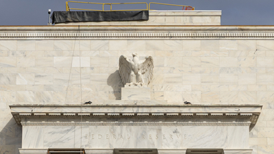 美联储货币政策面临多重困扰