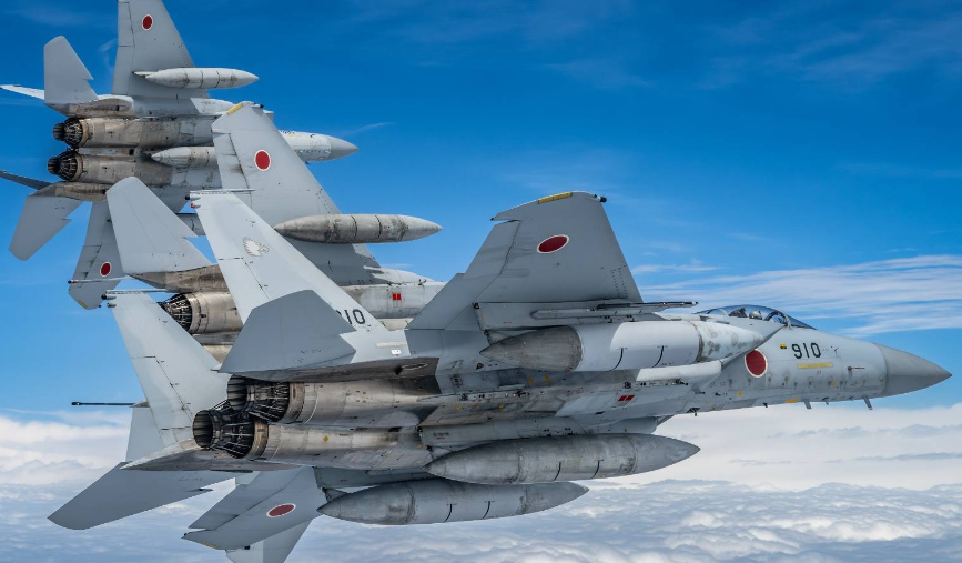 日本防卫政策新动向引发国际社会高度警惕