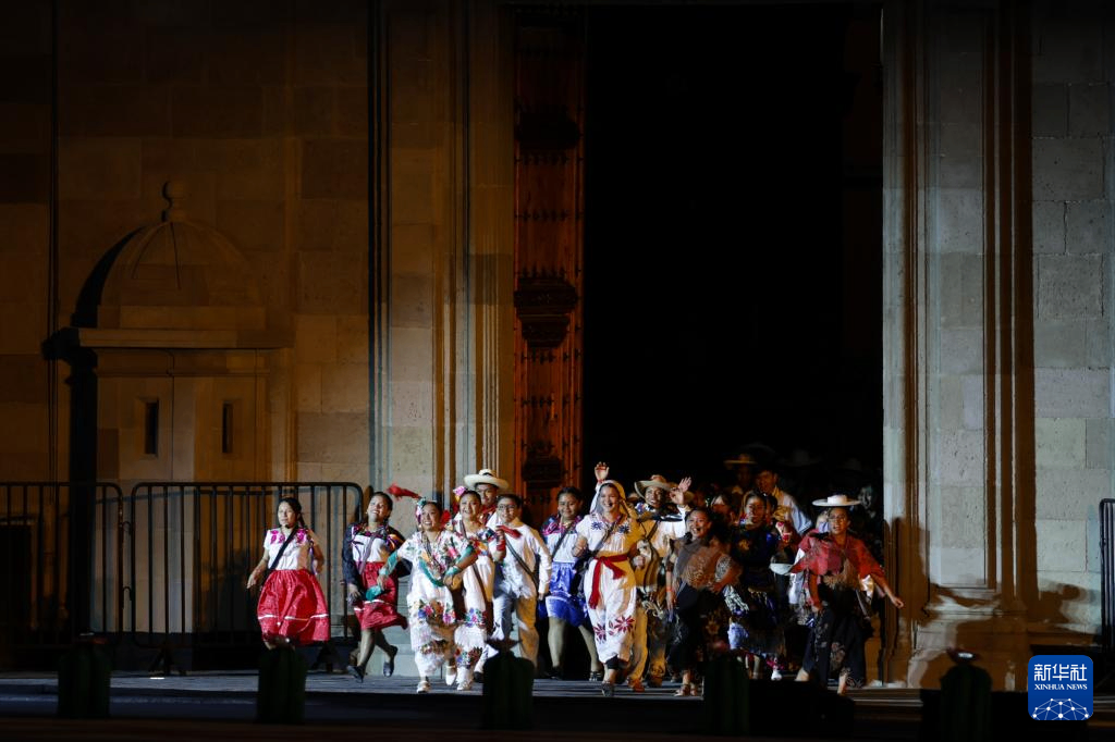 墨西哥举办原住民语言文化节