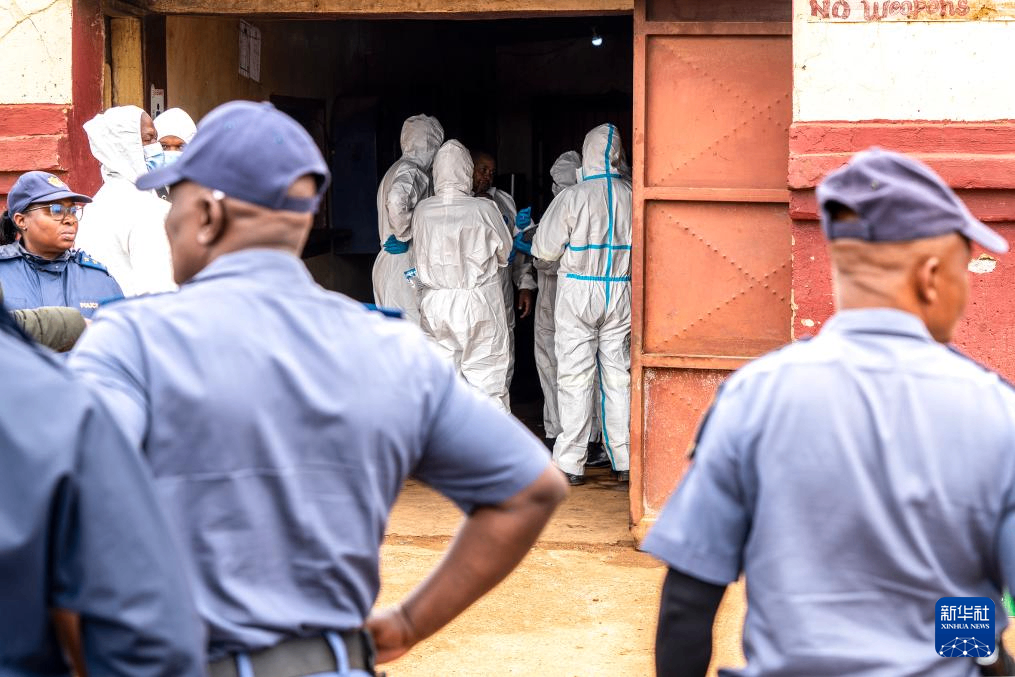 南非约翰内斯堡附近发生枪击事件已致10人死亡