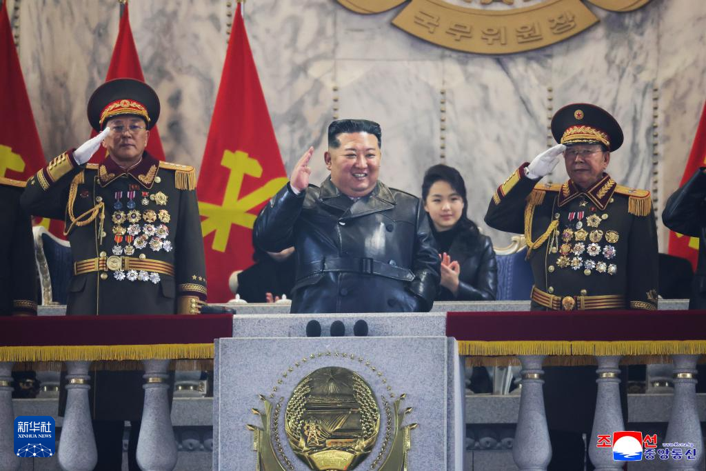 朝鲜举行劳动党九大纪念阅兵式