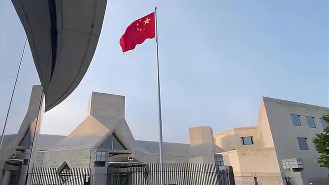 中国使馆提醒在以中国公民加强安全防范和应急准备