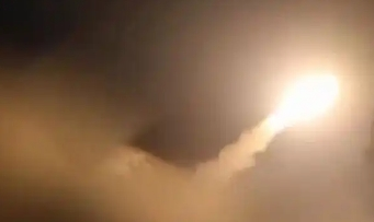 伊朗革命卫队称对美第五舰队基地发动袭击