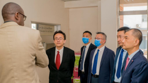 防控埃博拉 非洲疾控中心呼吁加强口岸筛查