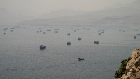 霍尔木兹海峡通航量恢复至战事前近六成水平