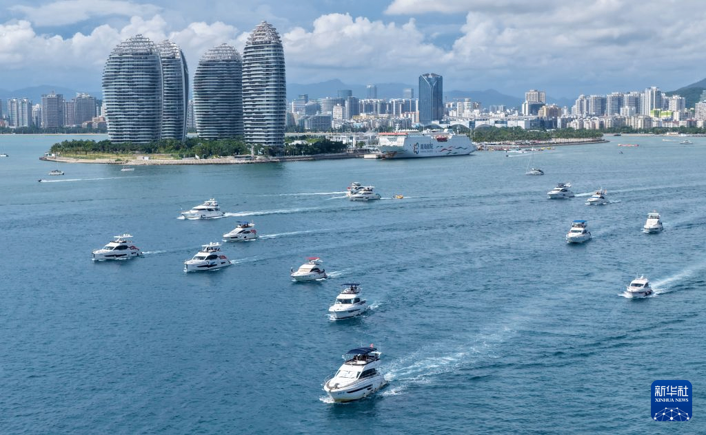 三亚迎来暑期旅游旺季 多举措保障服务质量