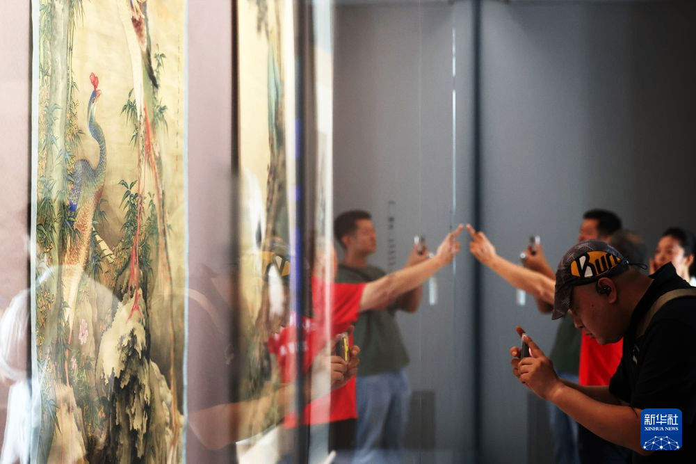 &ldquo;典藏山河&mdash;&mdash;沈阳故宫博物院建院百年百件文物展&rdquo;开幕